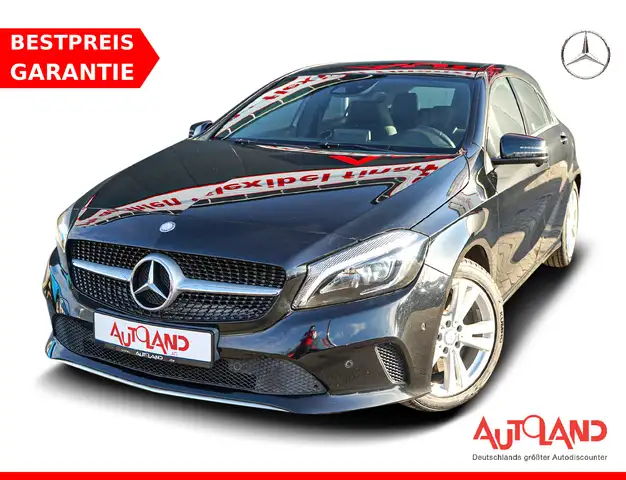 Mercedes-Benz A 250 A250 BlueEfficiency AMG-Line LED Navi Panorama PDC