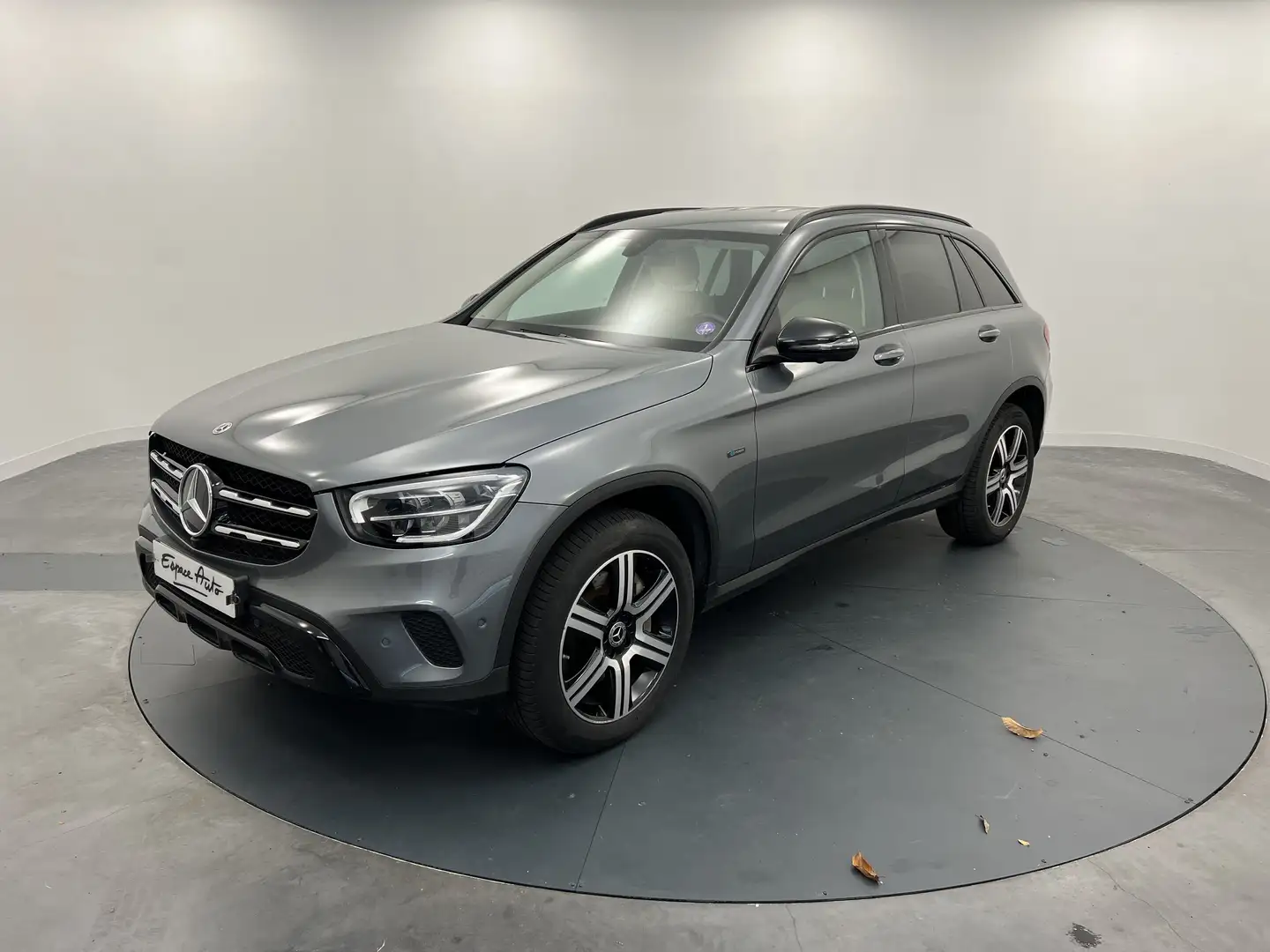 Mercedes-Benz G 300 e EQ POWER 9G-Tronic 4Matic Business Line Šedá - 1