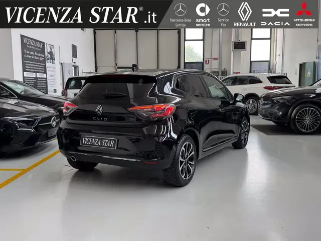 Renault Clio view 3