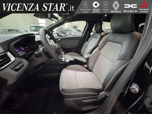 Renault Clio view 6