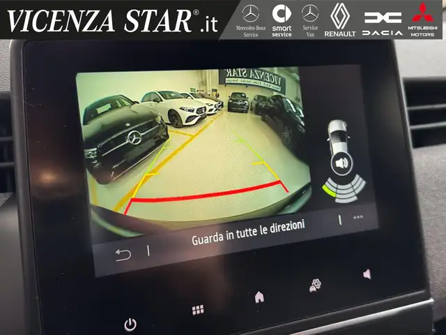Renault Clio view 13