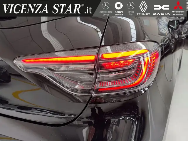 Renault Clio view 4