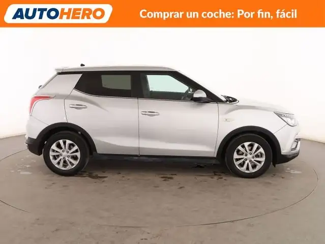 KGM Tivoli view 7