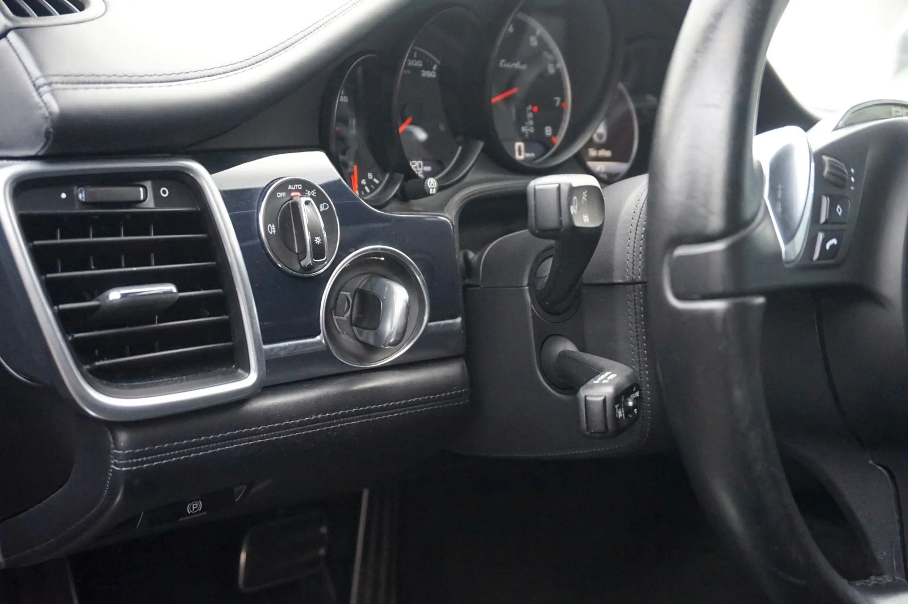 Porsche Panamera Turbo*PCM+PASM~Burm~Sport-Chro Tur~20" — photo 13