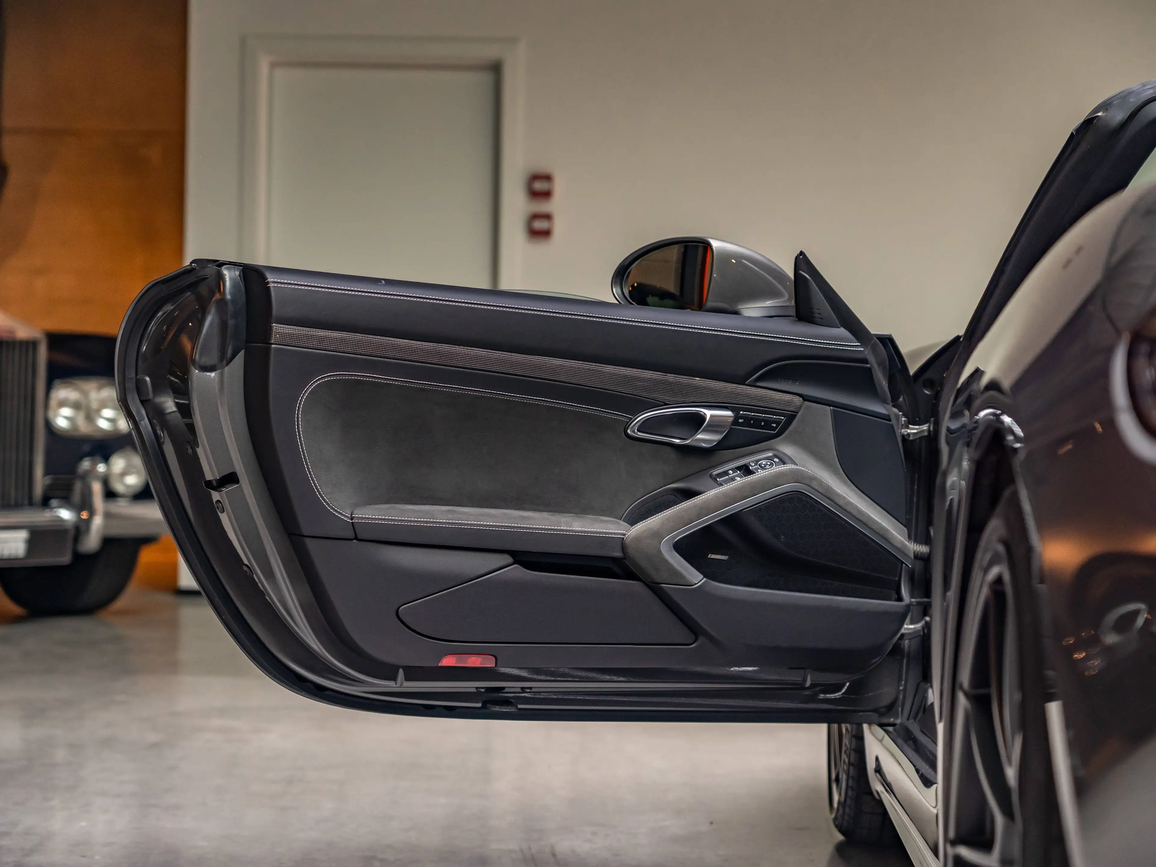 Porsche 718 Boxster GTS 4.0 Turbo PDK - FULL options — photo 13