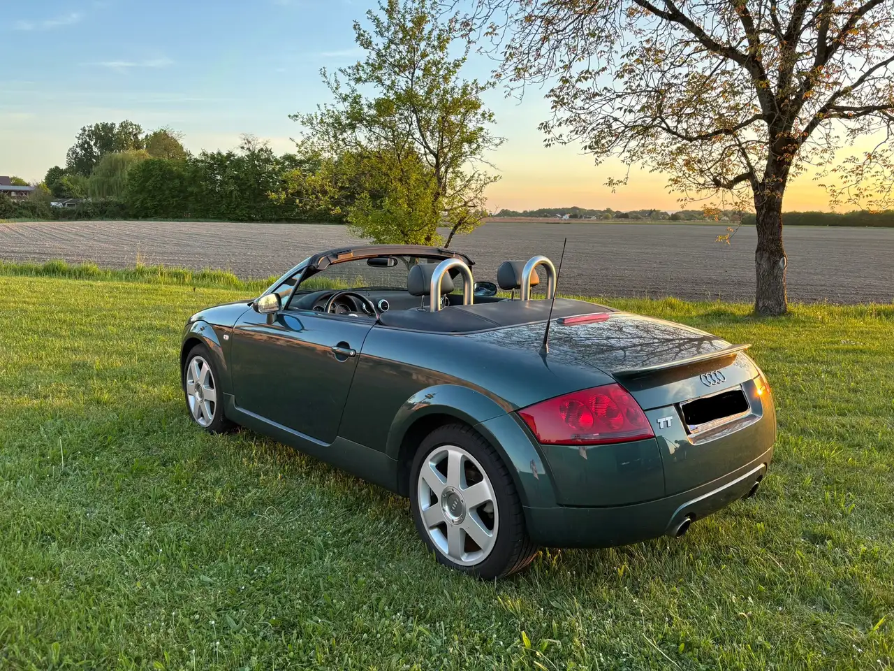 Audi TT Roadster 1.8 T quattro, foto 3