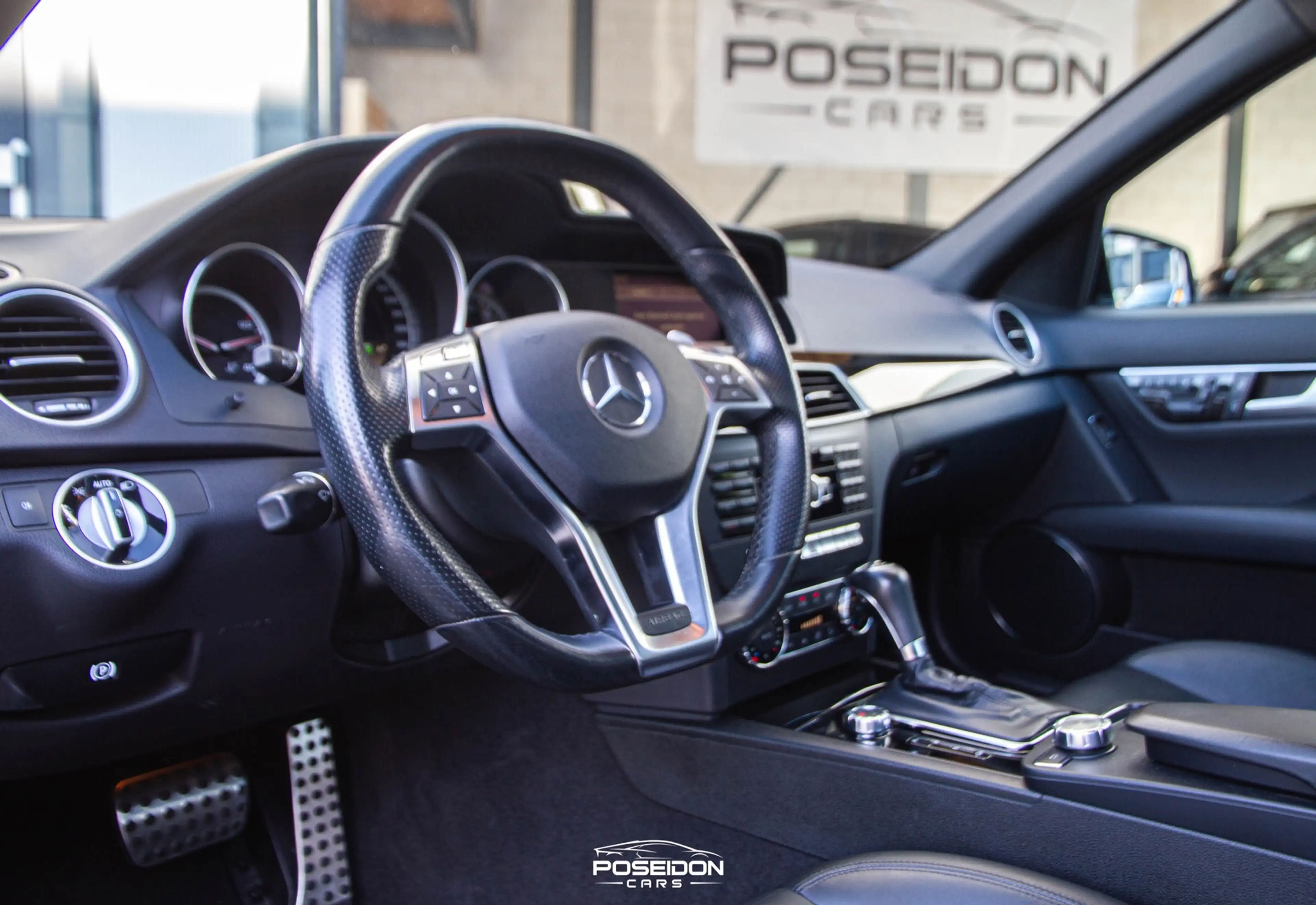 Mercedes-Benz C 63 AMG C63 FACELIFT | SCHUIFDAK | HARMAN/KARDON | LEER | — photo 11