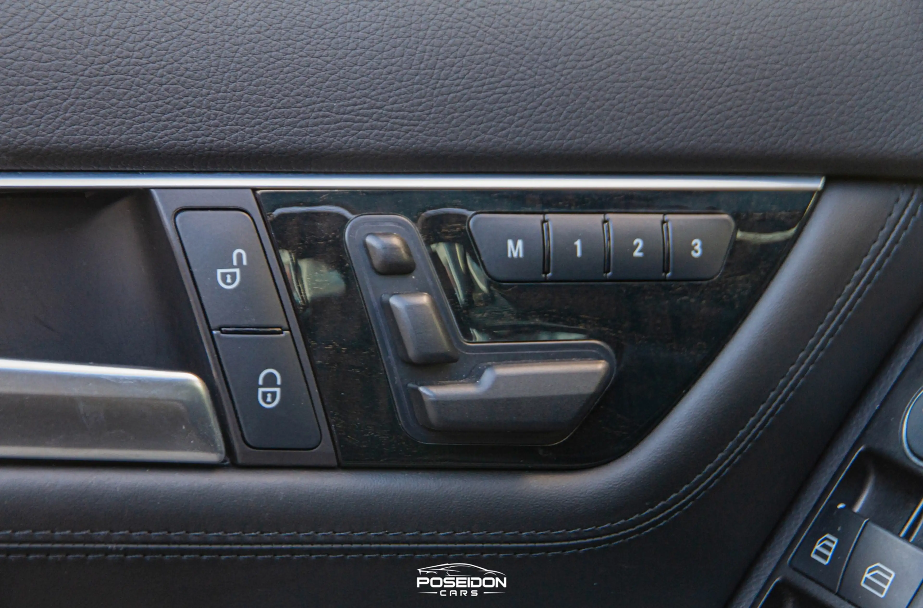 Mercedes-Benz C 63 AMG C63 FACELIFT | SCHUIFDAK | HARMAN/KARDON | LEER | — photo 8