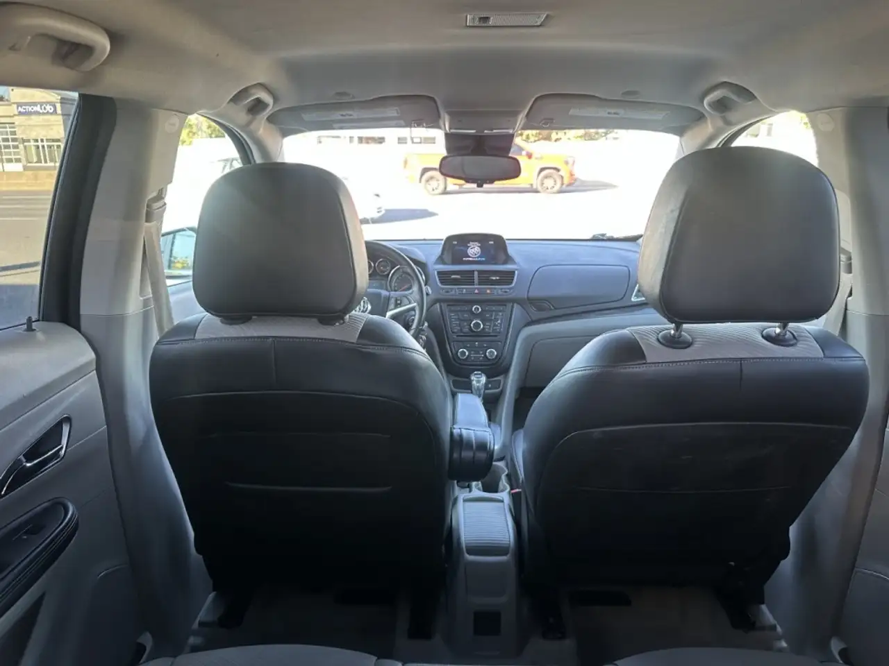 Buick Encore снимка Buick Encore