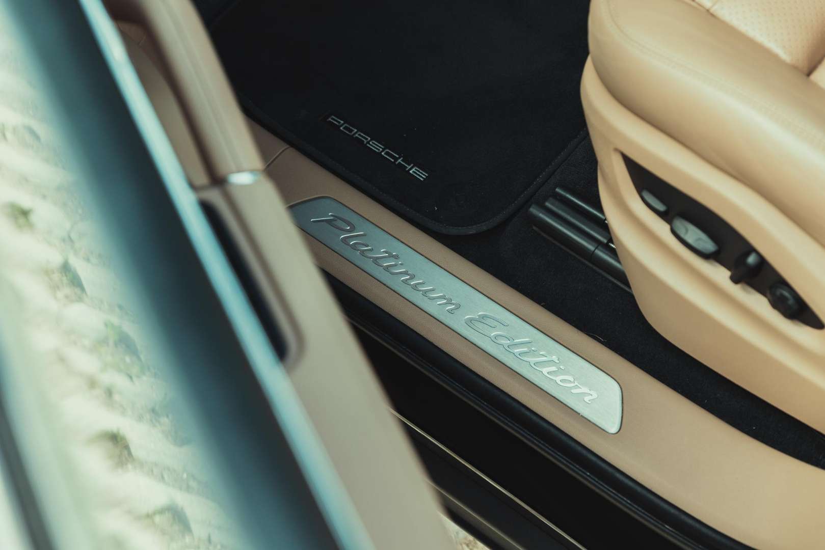 Porsche Cayenne E-Hybrid Platinum Edition - 2022 - Joinsteer - #11