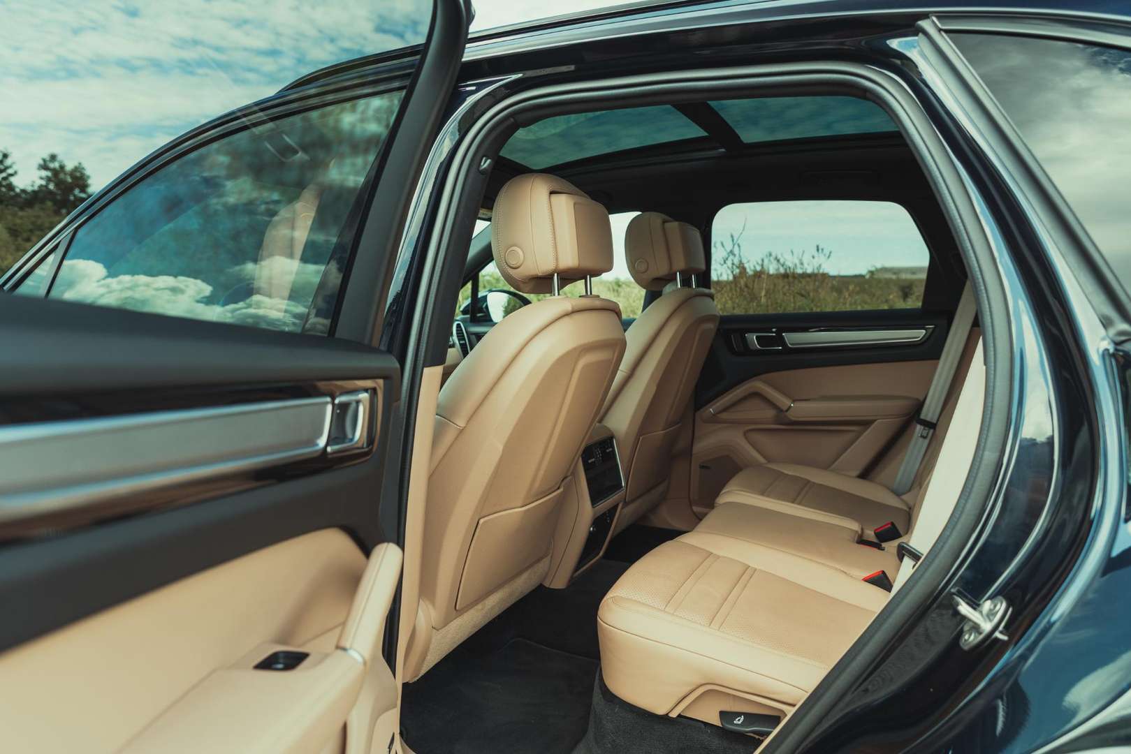 Porsche Cayenne E-Hybrid Platinum Edition - 2022 - Joinsteer - #13