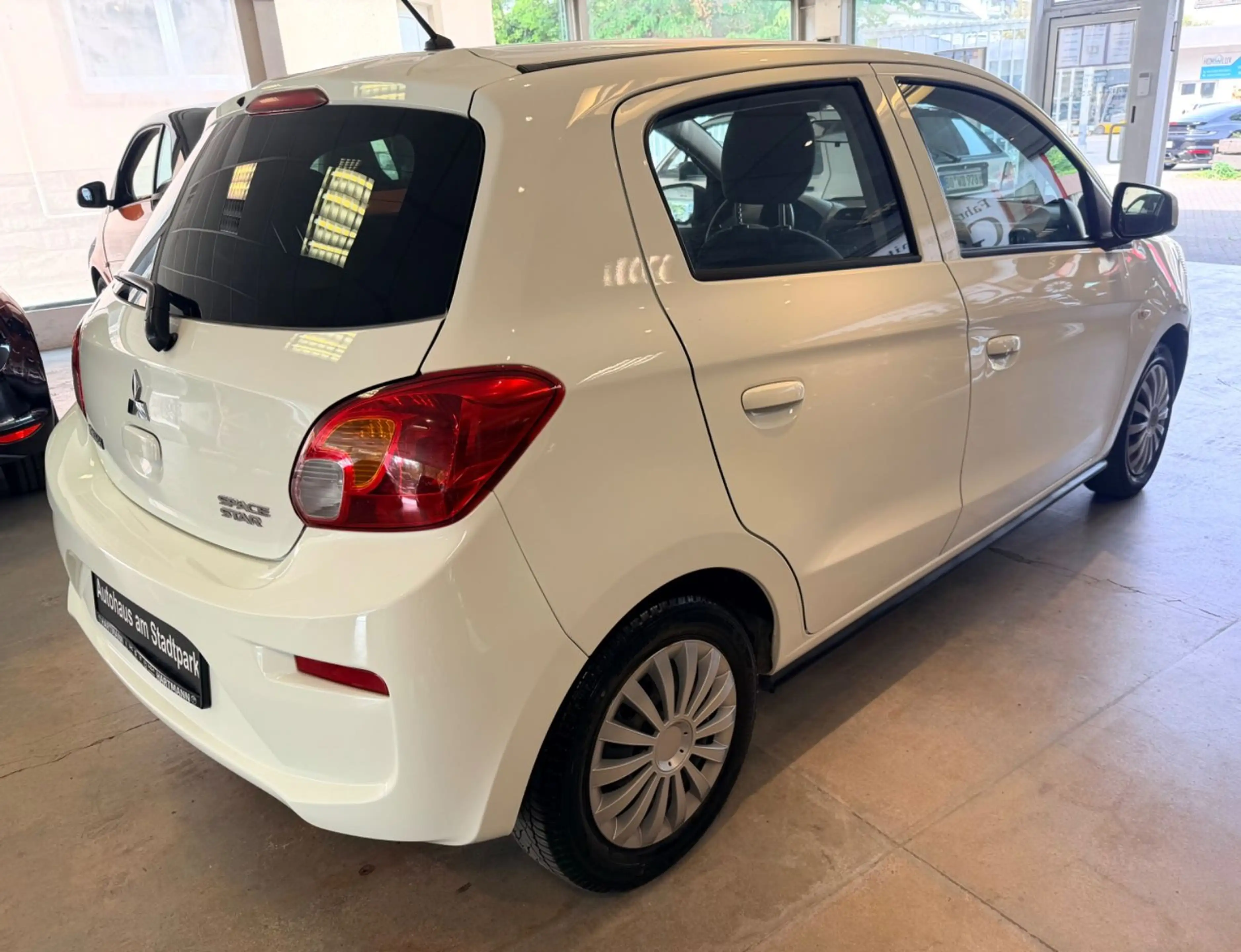 Mitsubishi Space Star Edition Klima -Inkl.1Jahr Garantie — photo 9
