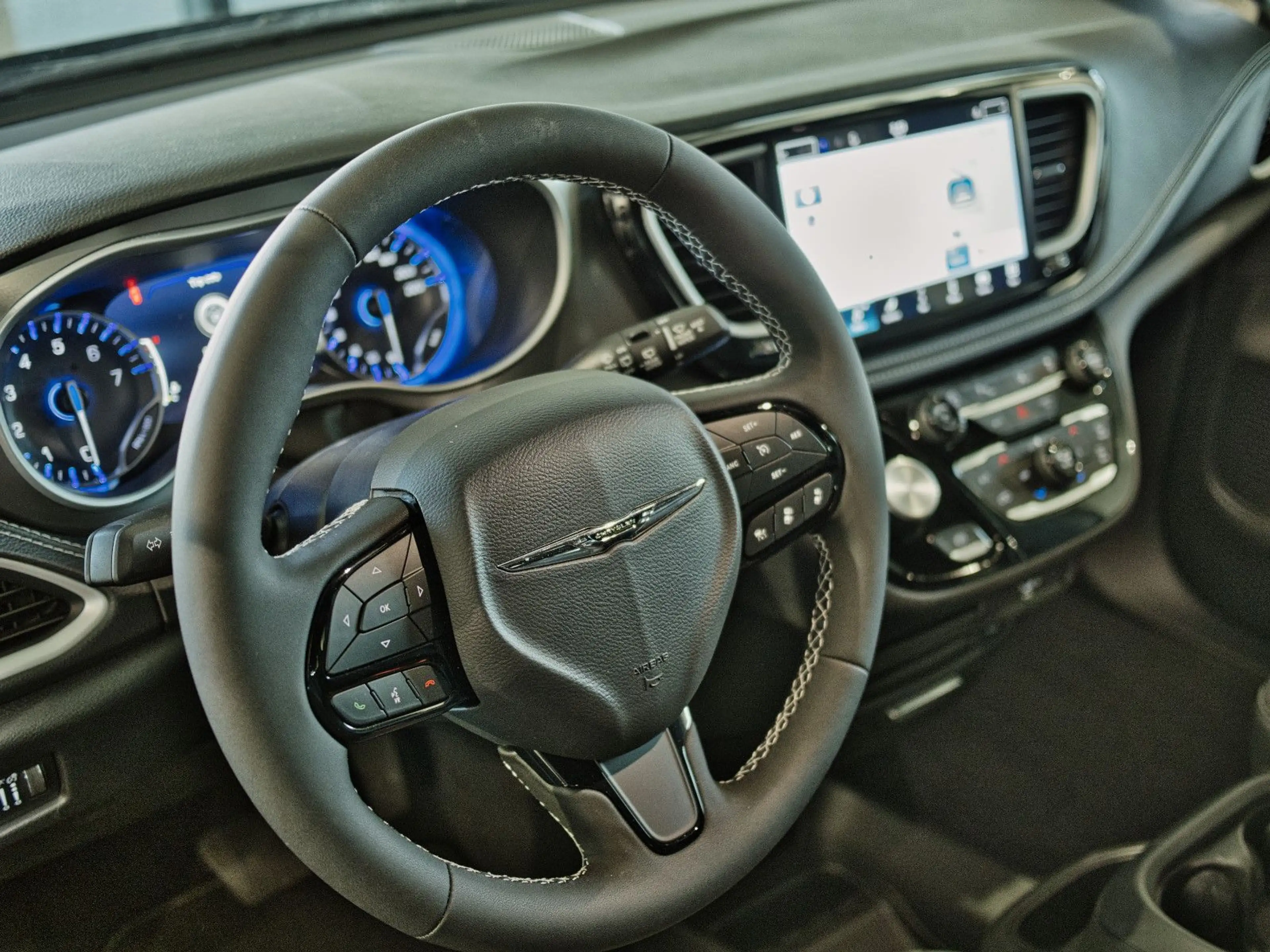 Chrysler Pacifica Select, 2026´er Modell — photo 11