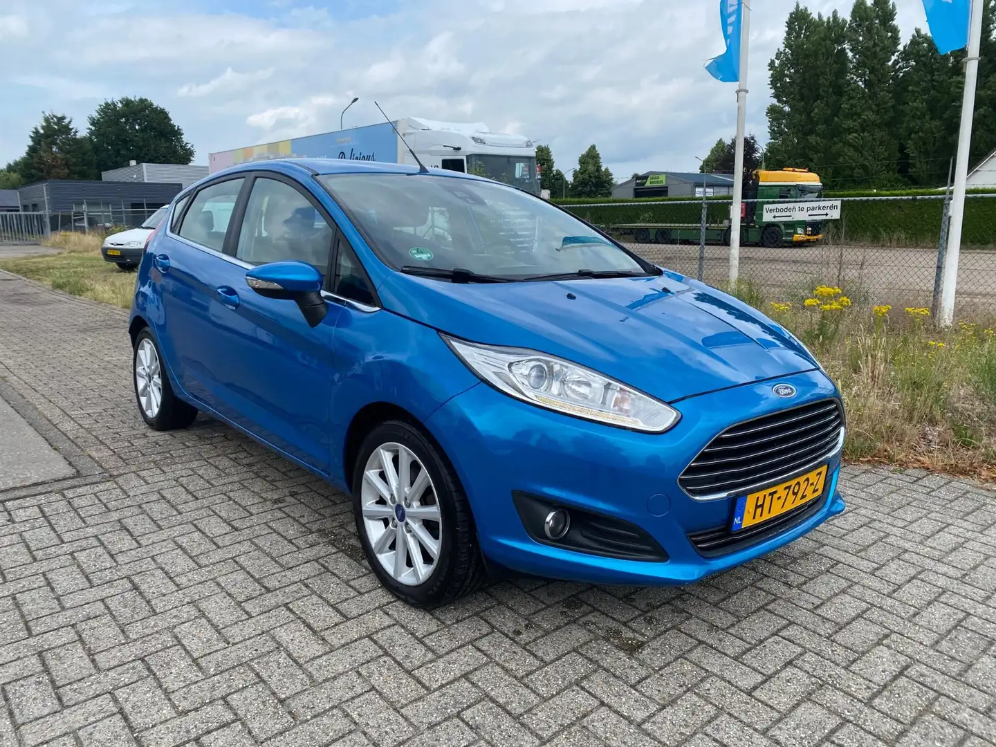 Ford Fiesta 1.0 EcoBoost Titanium Blauw - 2
