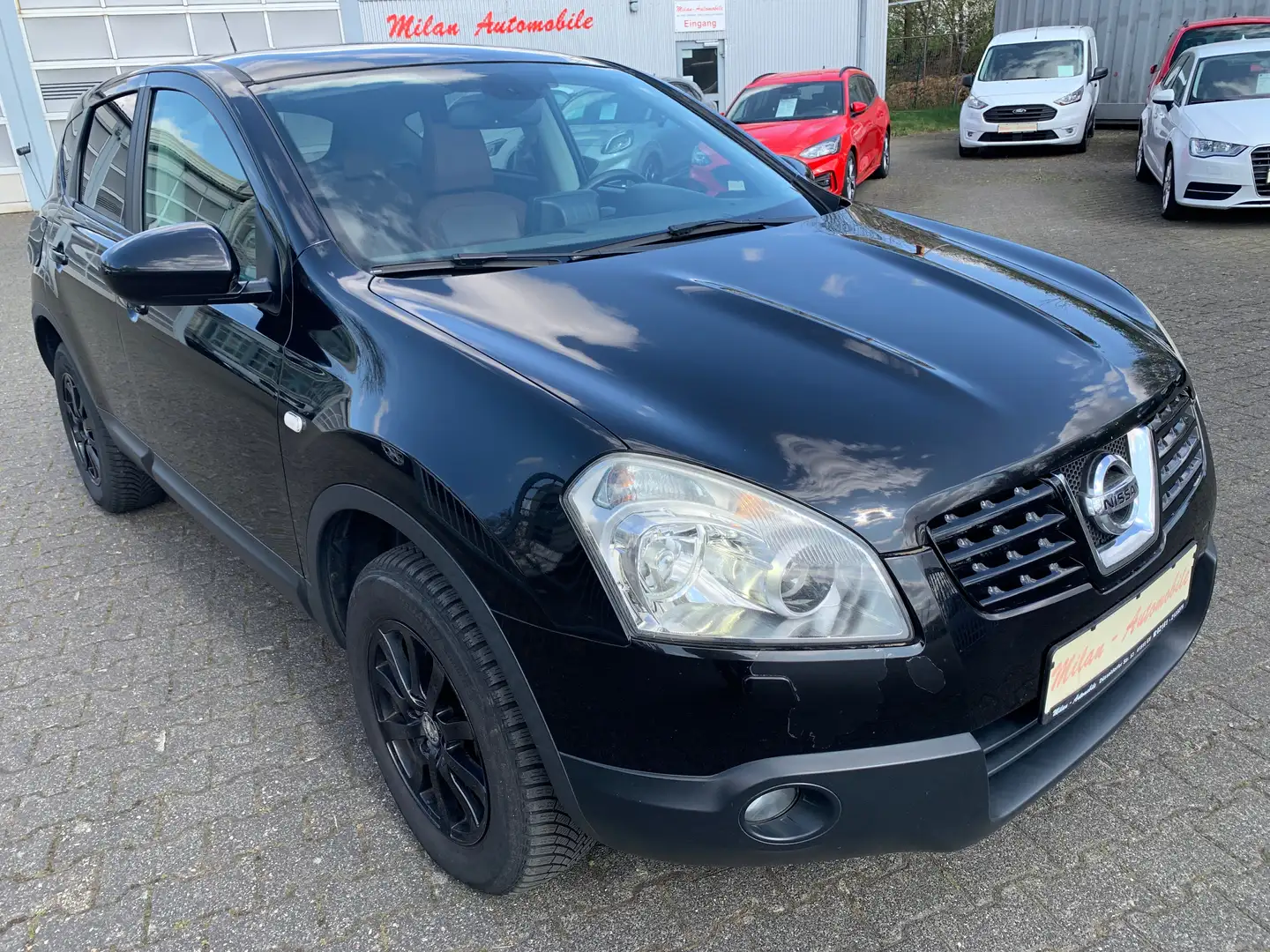 Nissan Qashqai Tekna 4X4 Leder-Xenon-SHZG-Pano-Navi-1.Hd-Tempomat Schwarz - 1