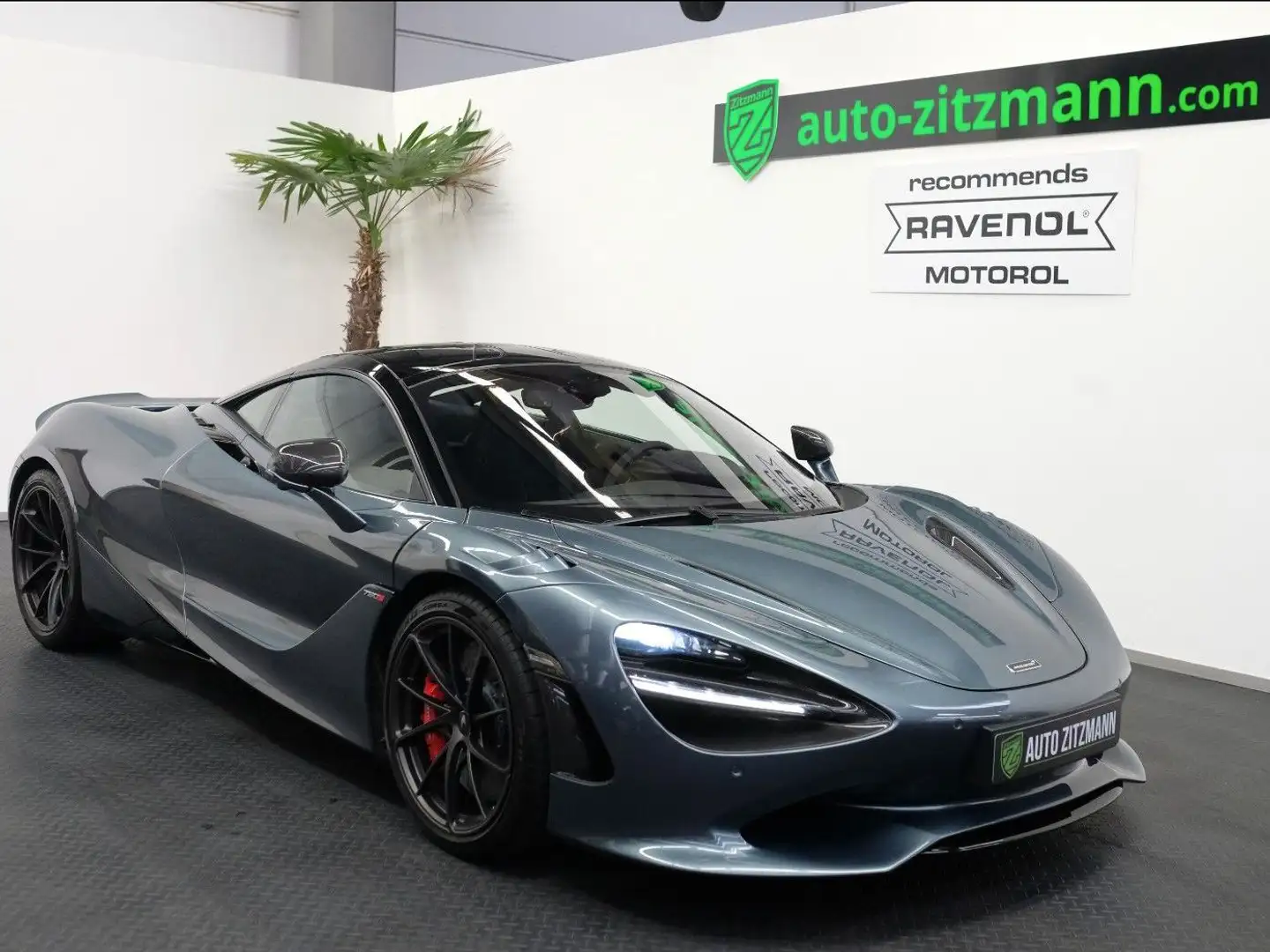 McLaren 750S Coupé Performance/CARBON/LIFT/RACING SE/B&W Grau - 2