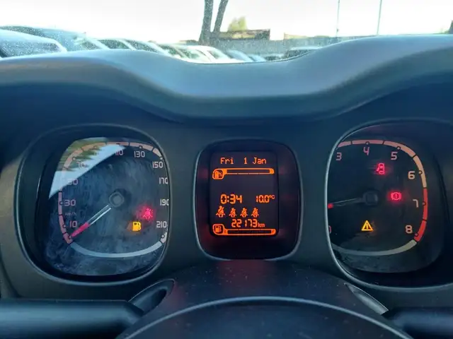 Fiat Panda view 12
