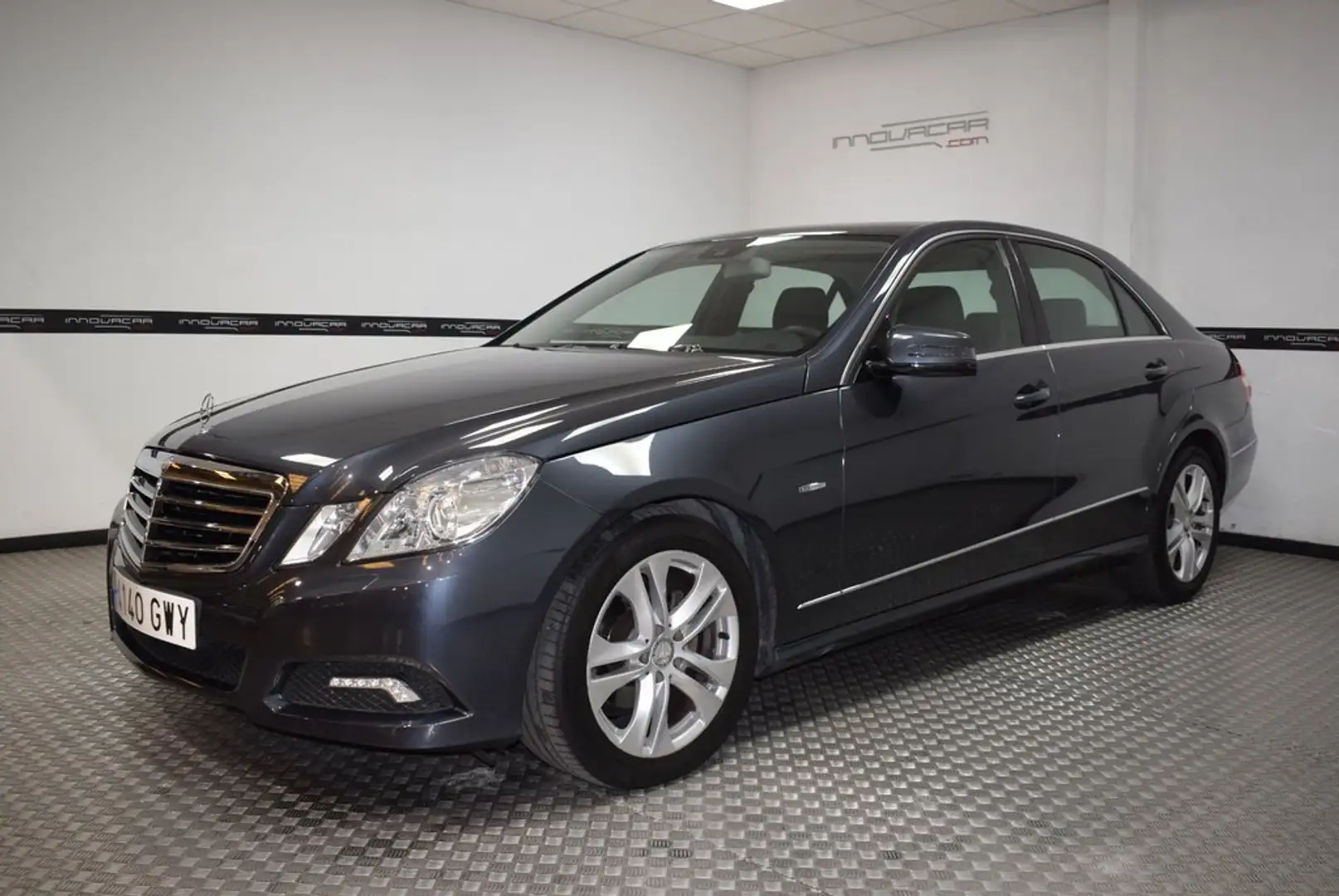 Mercedes-Benz E 220 CDI Blue Efficiency Avantgarde Gris - 1