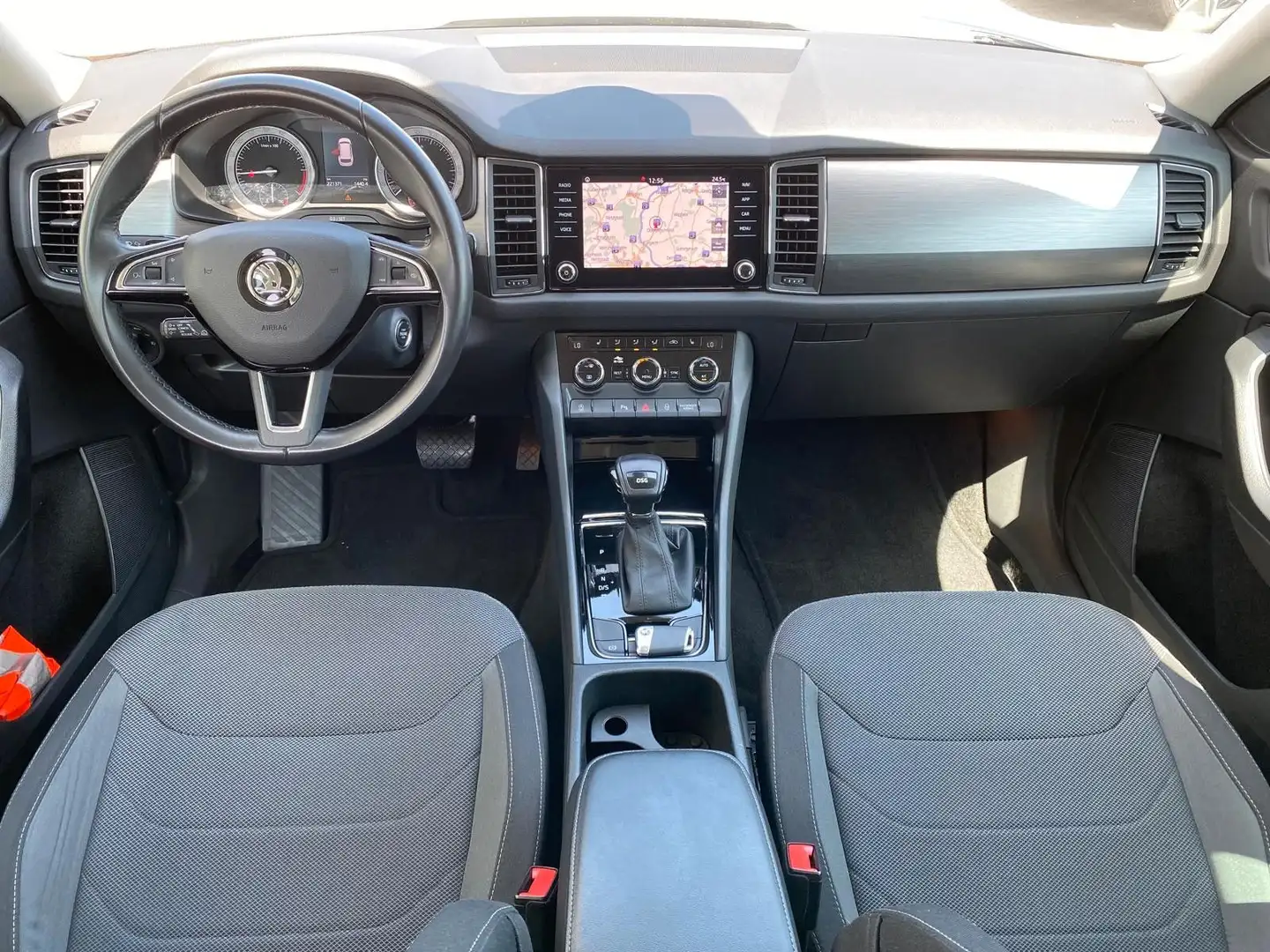 Skoda Kodiaq Ambition|APP|NAVI/LED|ACC Gris - 2