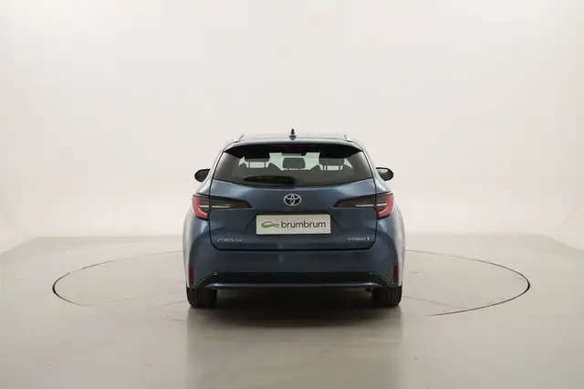 Toyota Corolla view 4