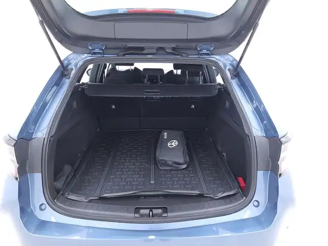 Toyota Corolla view 14