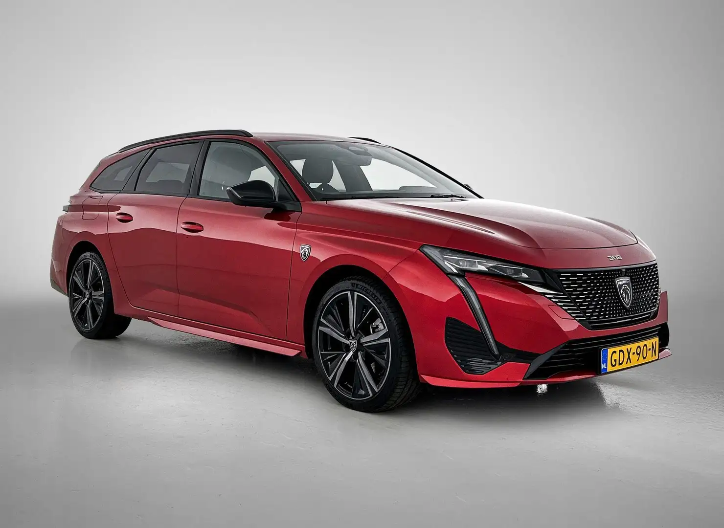 Peugeot 308 SW 1.6 Plug-in Hybrid GT 180pk Automaat | Climate Rouge - 2