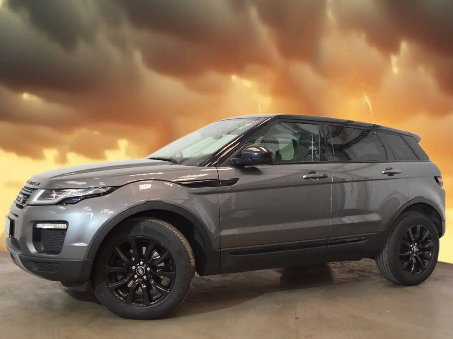 Land Rover Range Rover Evoque 2,0 TD4 *BlackPack Kamera Pano* Grau - 2