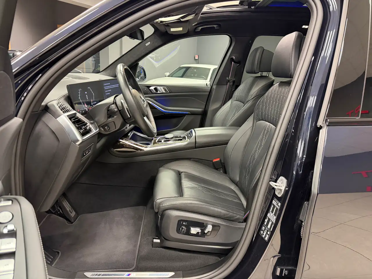 BMW X7 xdrive 40d 48V MSport Pro auto 7pti full optional, миниатюра 7