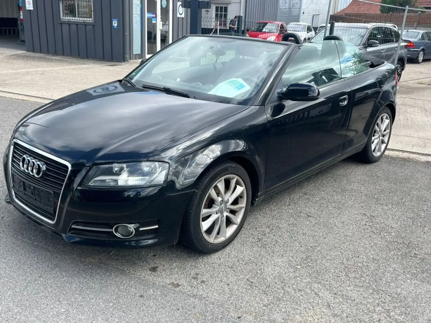 Audi A3 1.2 TFSI 105ch Start/Stop Ambition Černá - 2