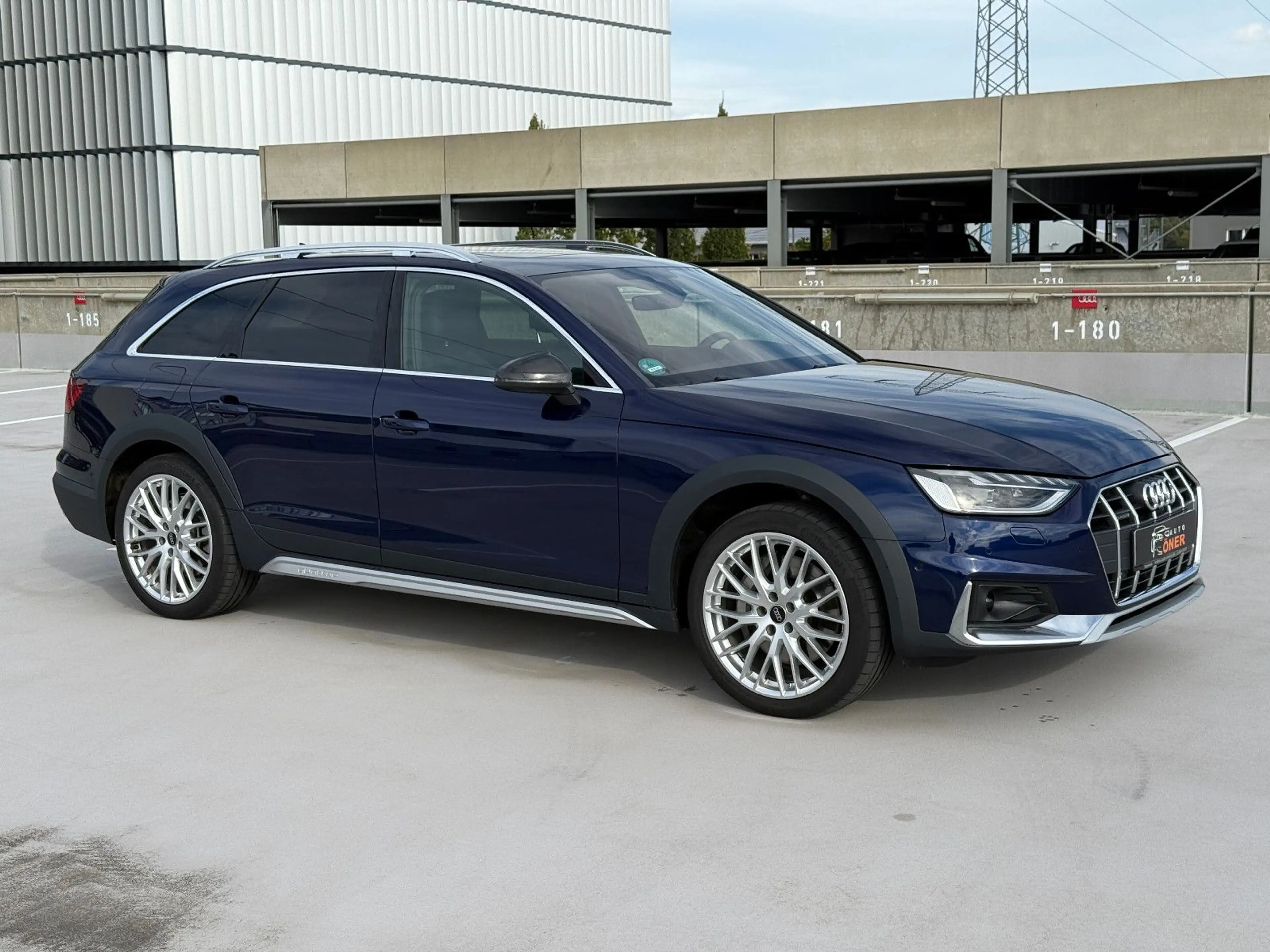 Audi A4 allroad quattro 50 TDI*LED*ACC*AHK*Voll.AST — photo 8