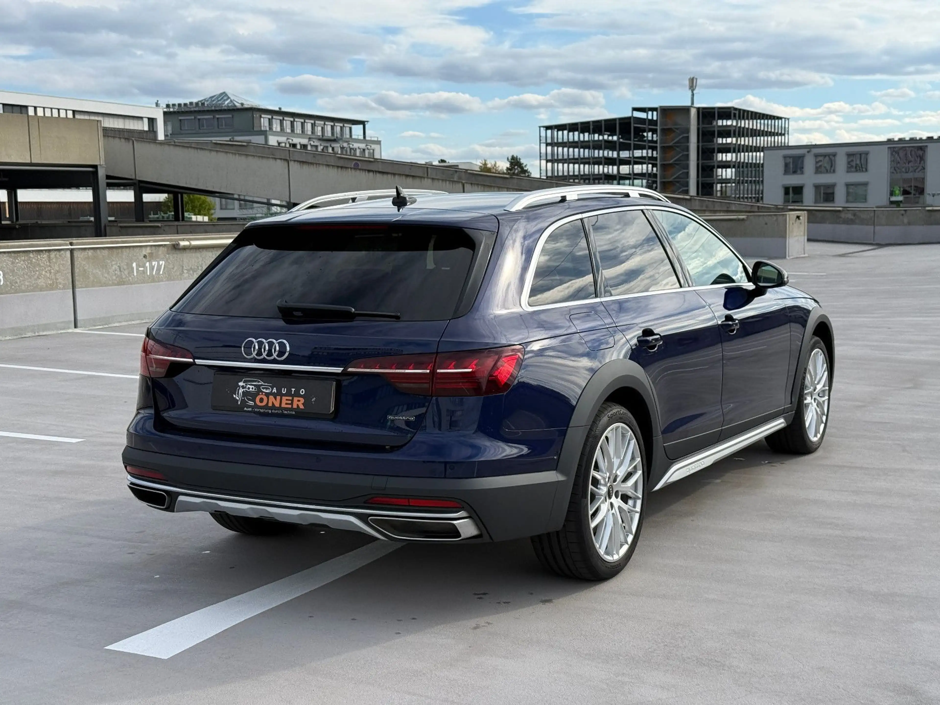 Audi A4 allroad quattro 50 TDI*LED*ACC*AHK*Voll.AST — photo 11