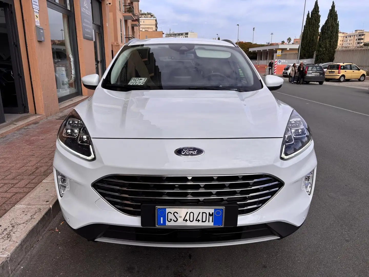 Ford Kuga Kuga 2.0 ecoblue 2wd 120cv auto Titanium Business Bianco - 2