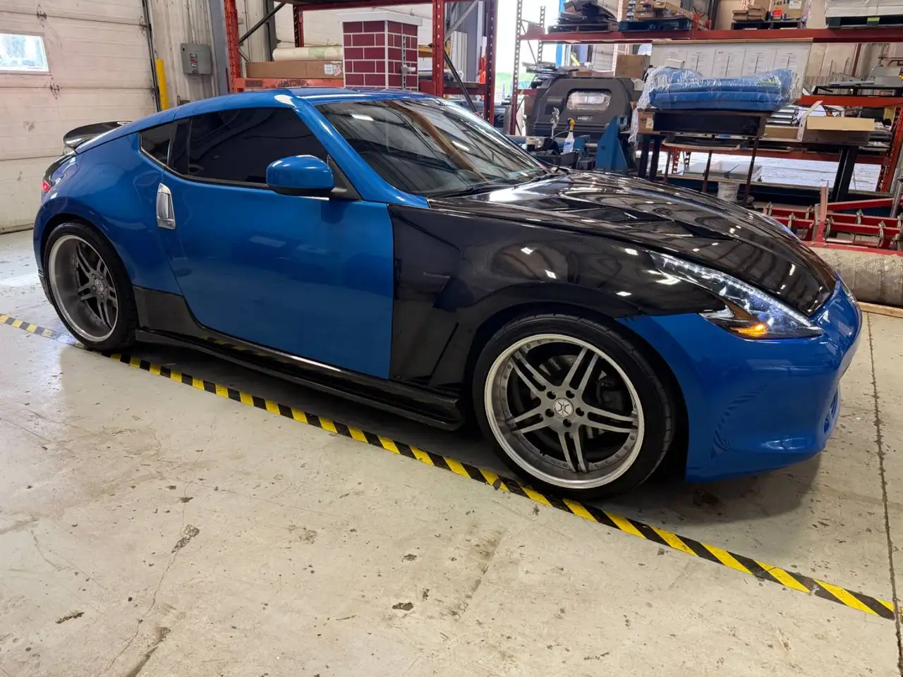 Nissan 370Z снимка Nissan 370Z