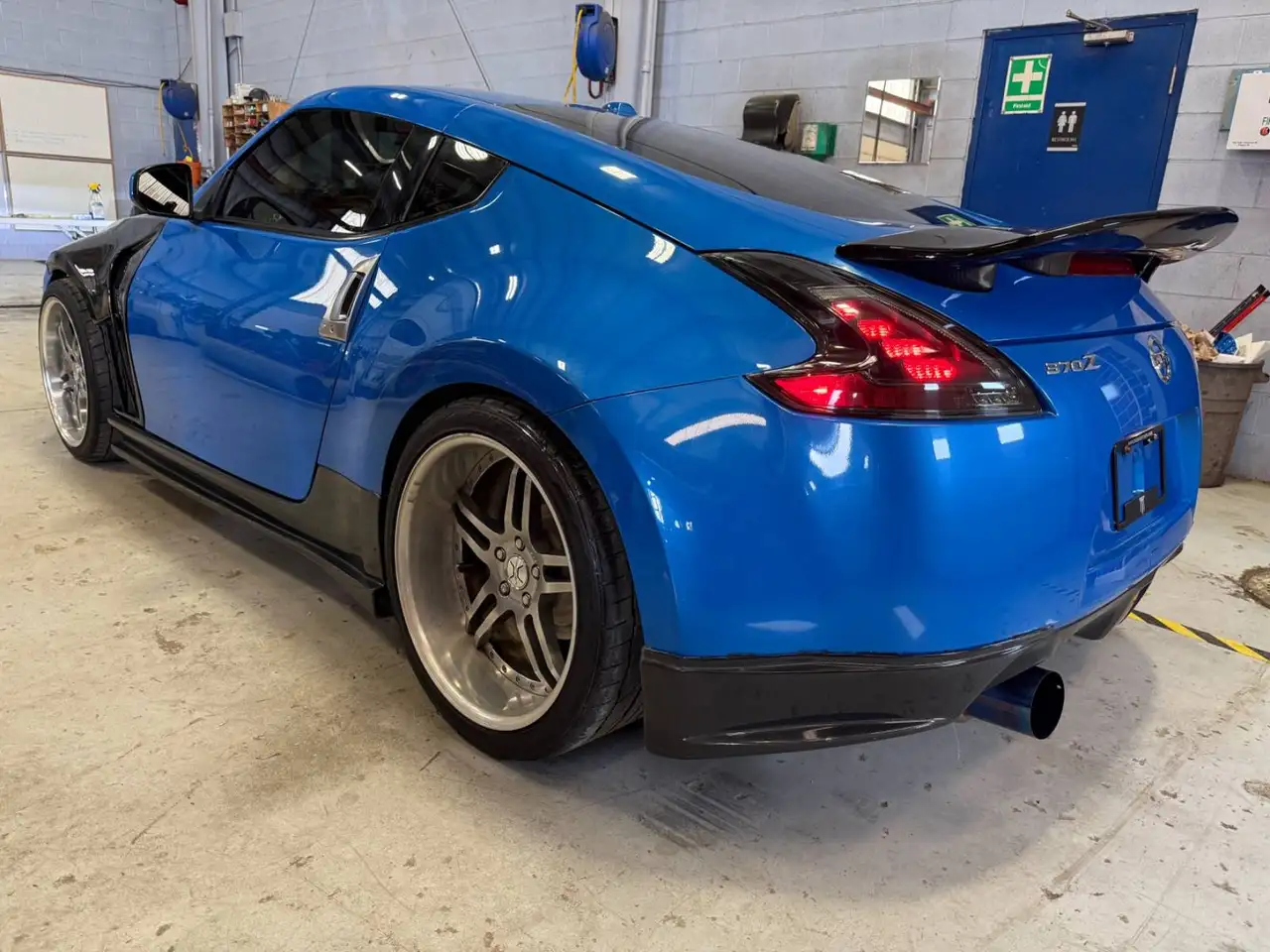 Nissan 370Z снимка Nissan 370Z