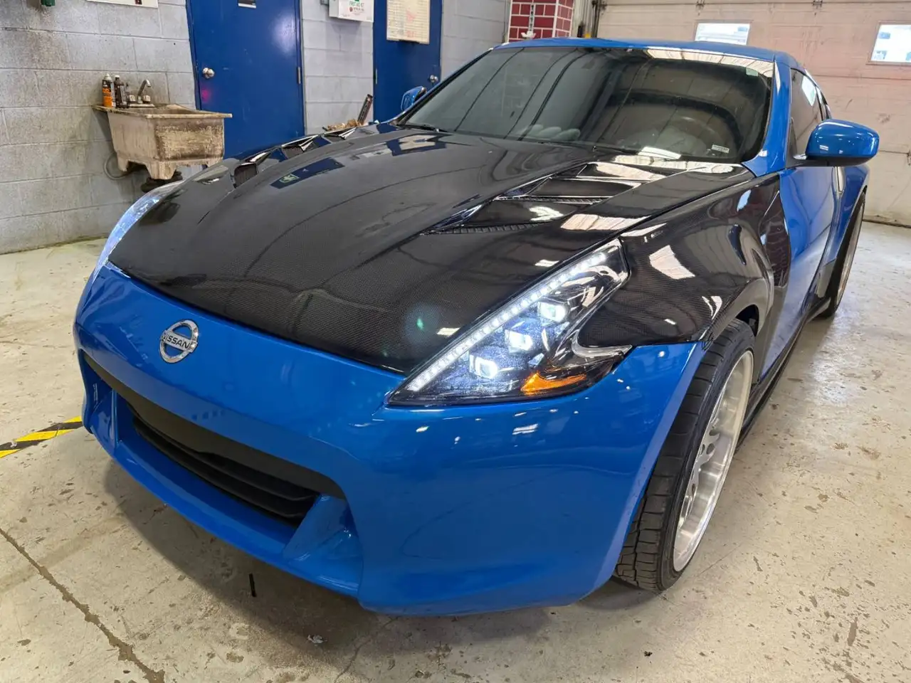 Nissan 370Z снимка Nissan 370Z