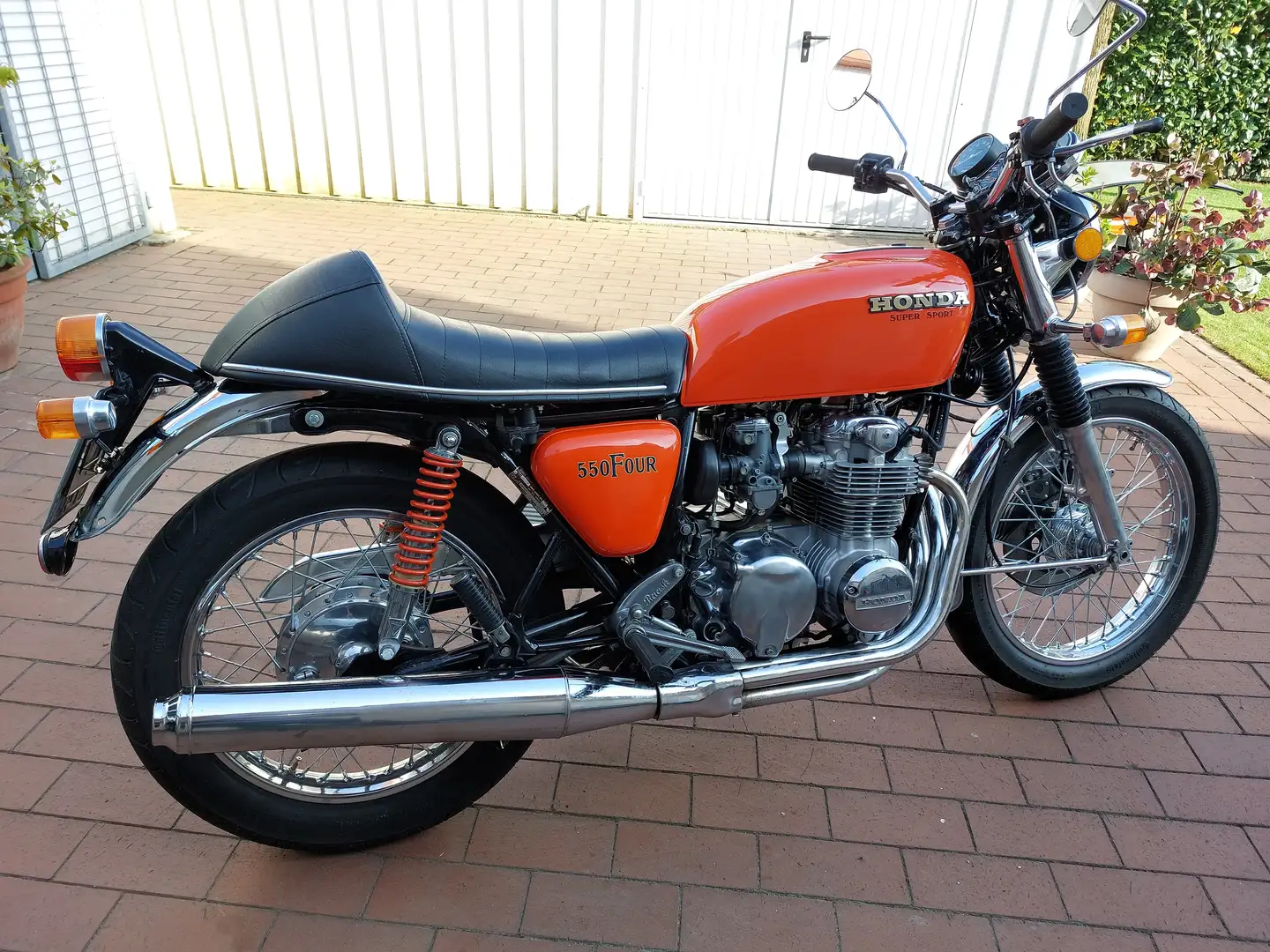 Honda CB 550 Four Pomarańczowy - 1