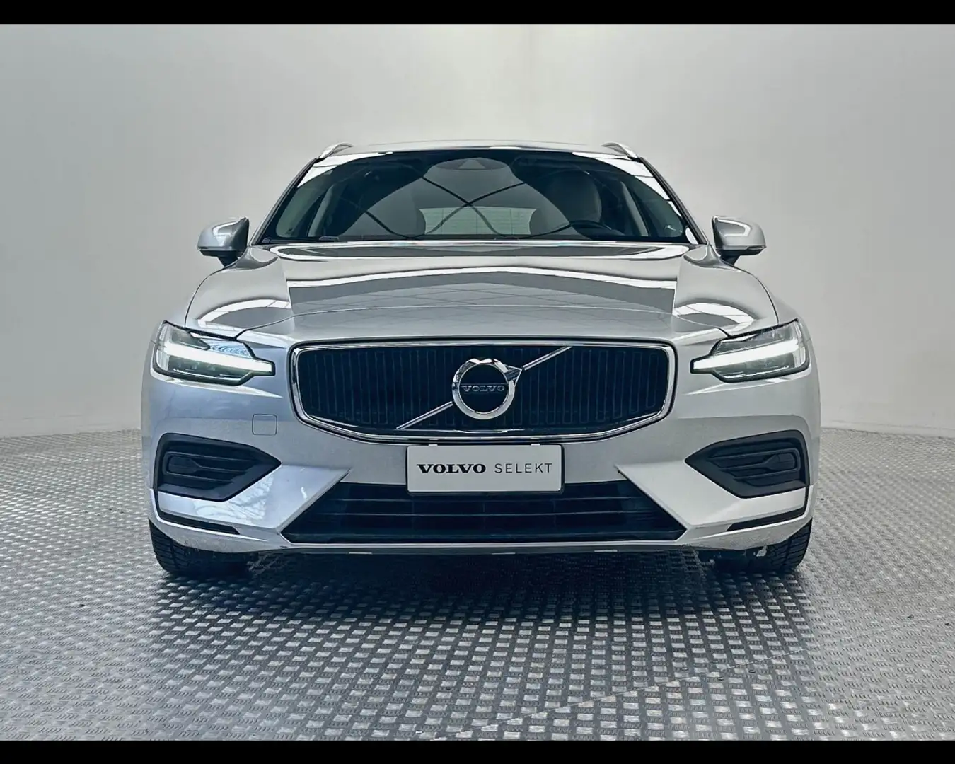 Volvo V60 D3 Geartronic Business Plus Zilver - 2