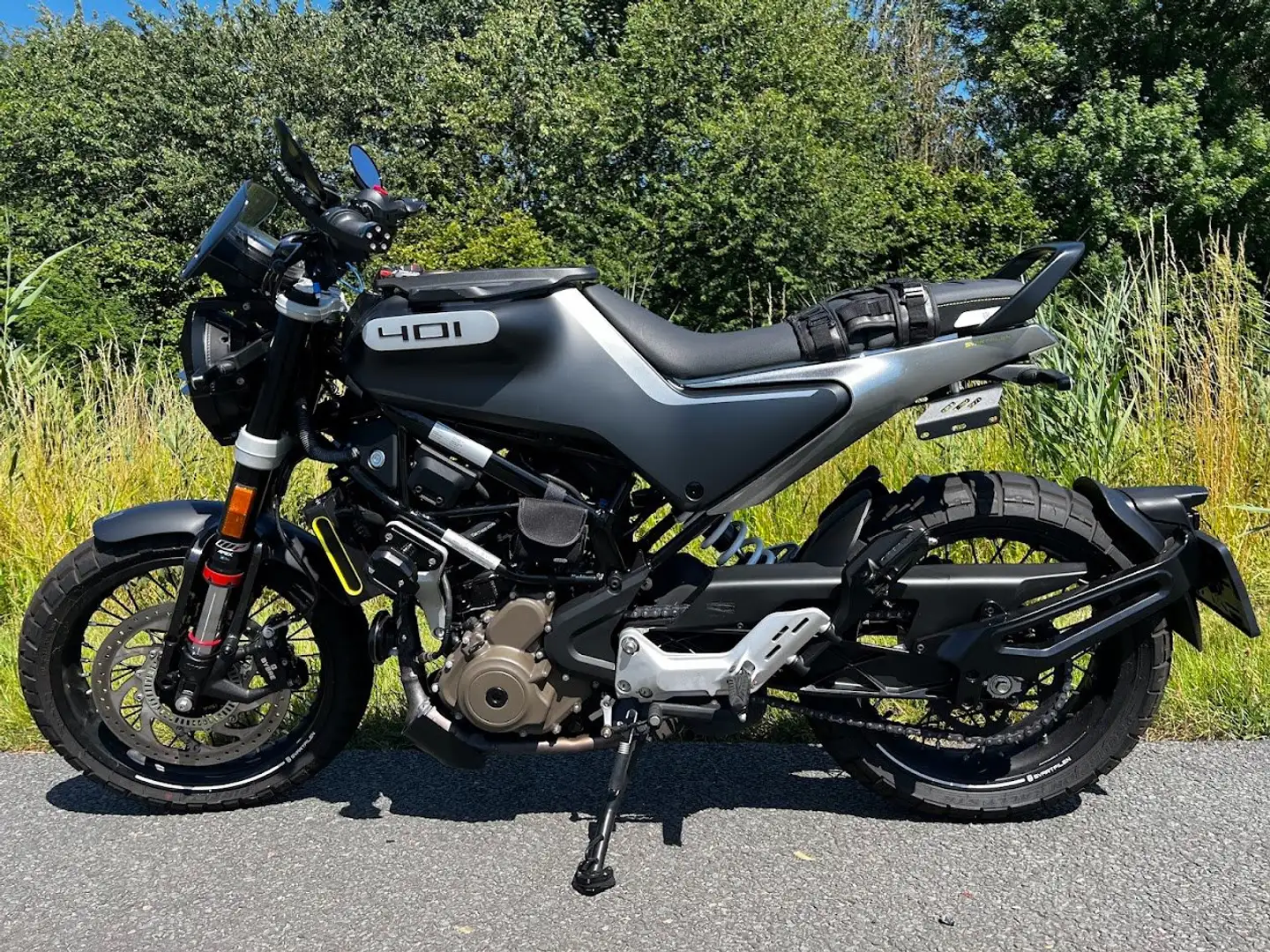 Husqvarna Svartpilen Svartpilen 401 Zwart - 1