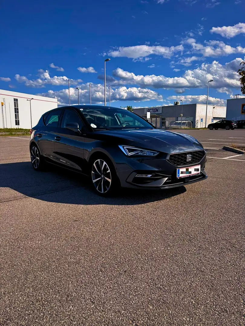 SEAT Leon FR 1,5 TSI ACT Start-Stopp Blau - 1