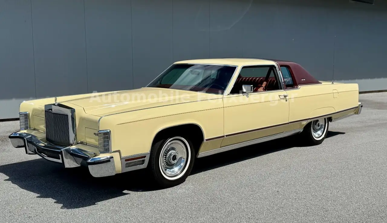 Lincoln Town Car Coupe 1 of 144 with only 35´000miles, foto 3