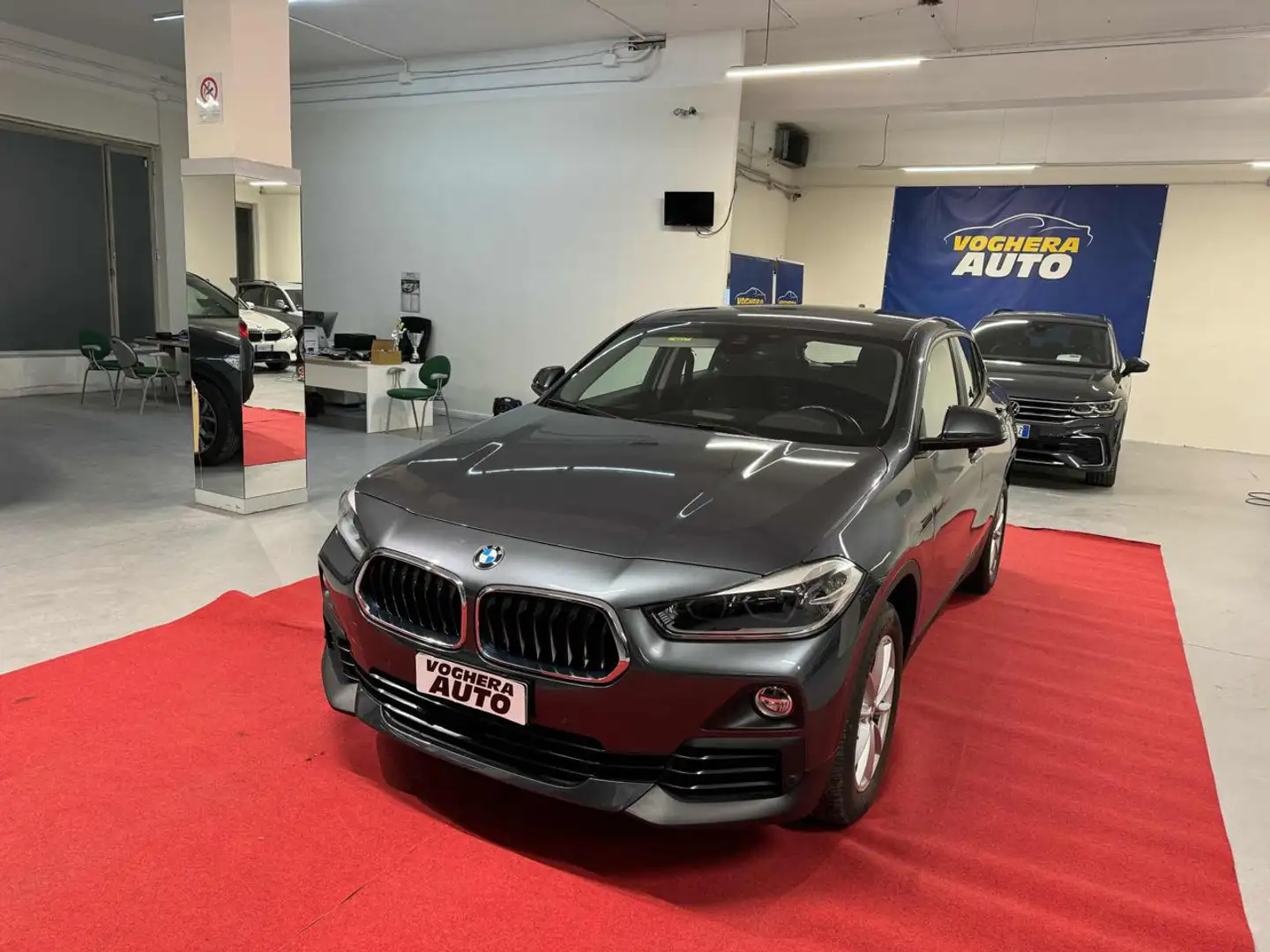 BMW X2 xDrive18d Sport Grigio - 2