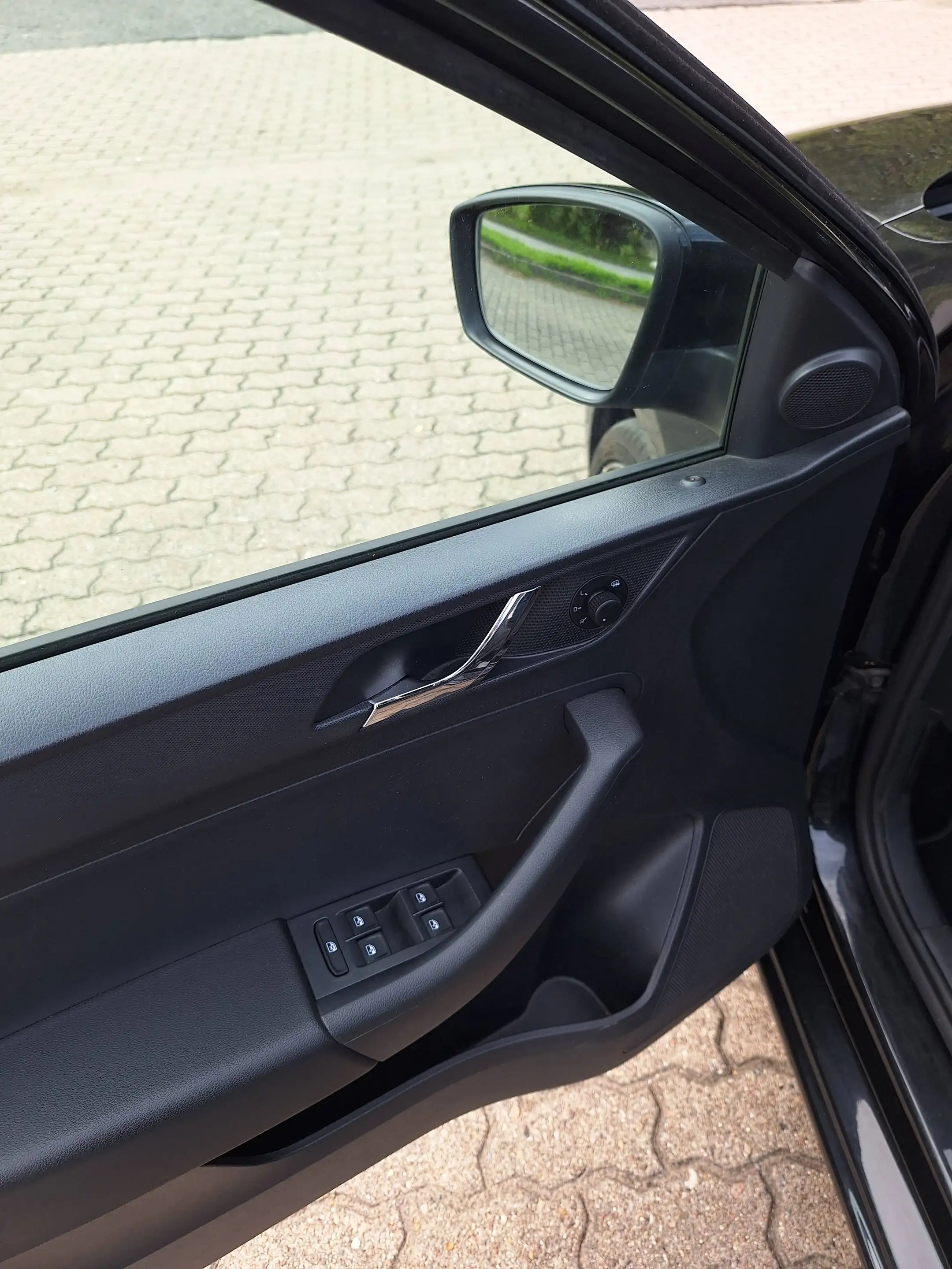 Skoda Rapid/Spaceback Edition — photo 10