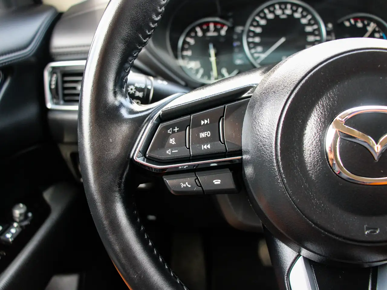 Mazda CX-5 снимка Mazda CX-5