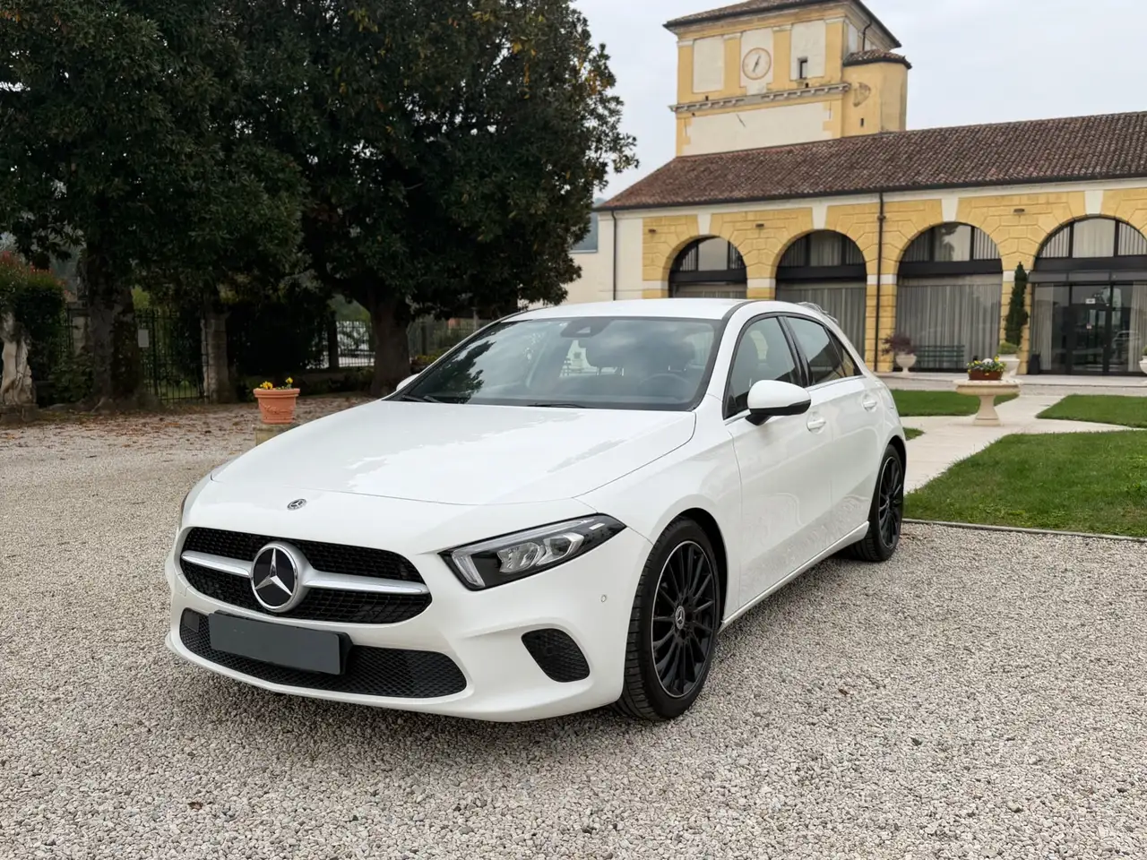 Mercedes-Benz A 180