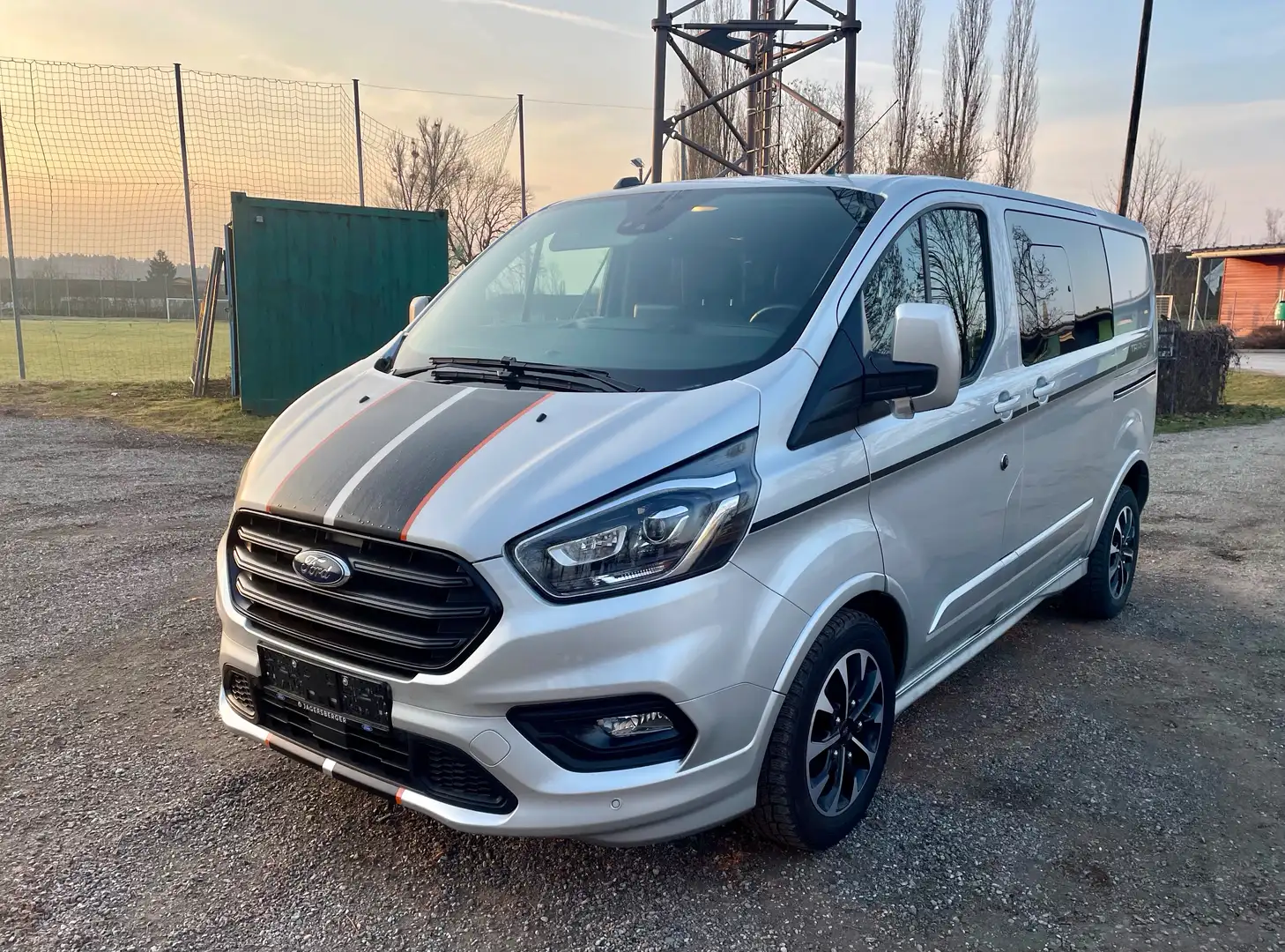 Ford Transit Custom Transit Custom Variobus 2,0 TDCI L1H1 290 Sport Aut. Sport Silber - 1