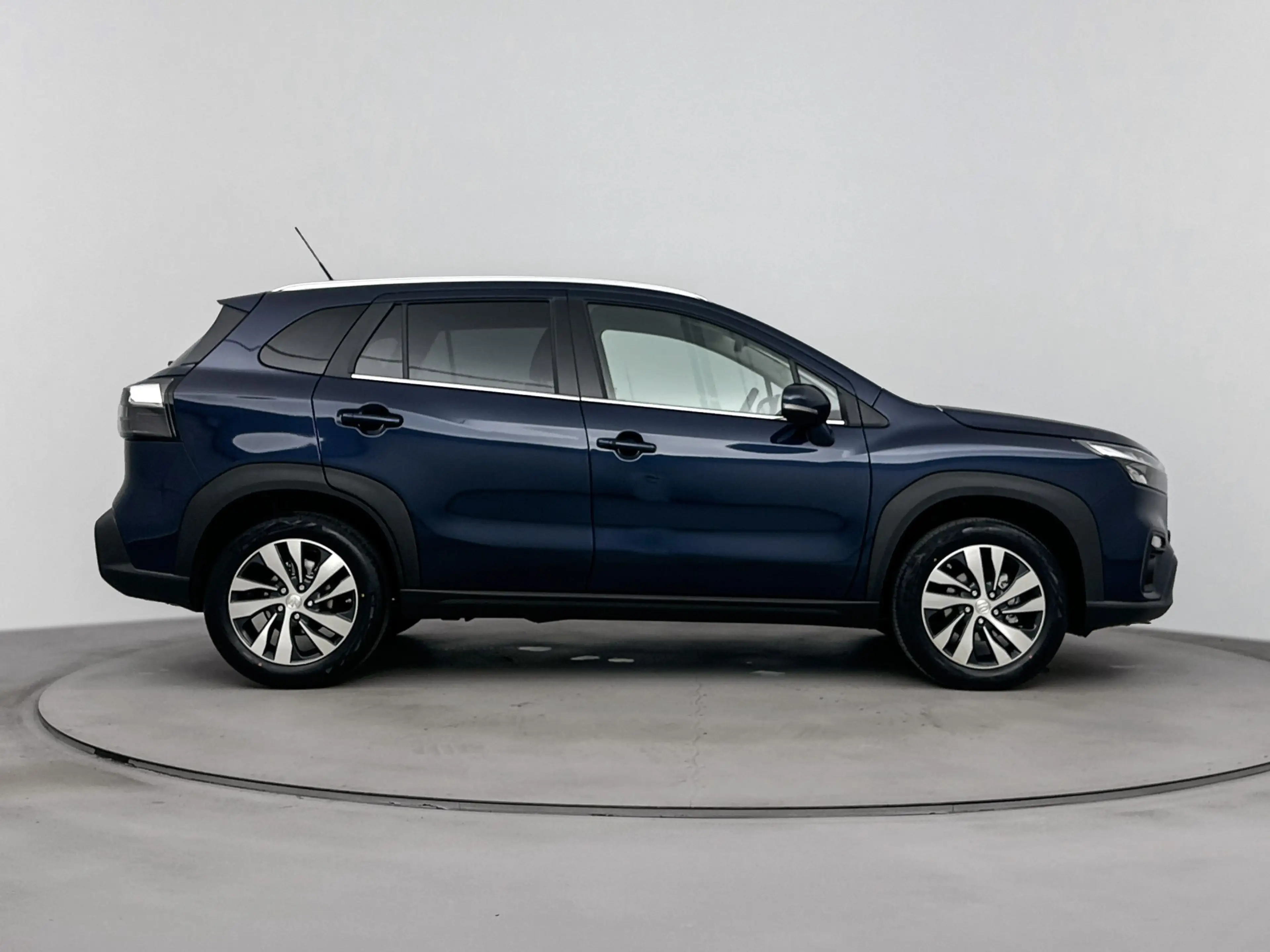 Suzuki S-Cross 1.4 Boosterjet Style Hybrid | Black Rhino Pack | T — photo 11