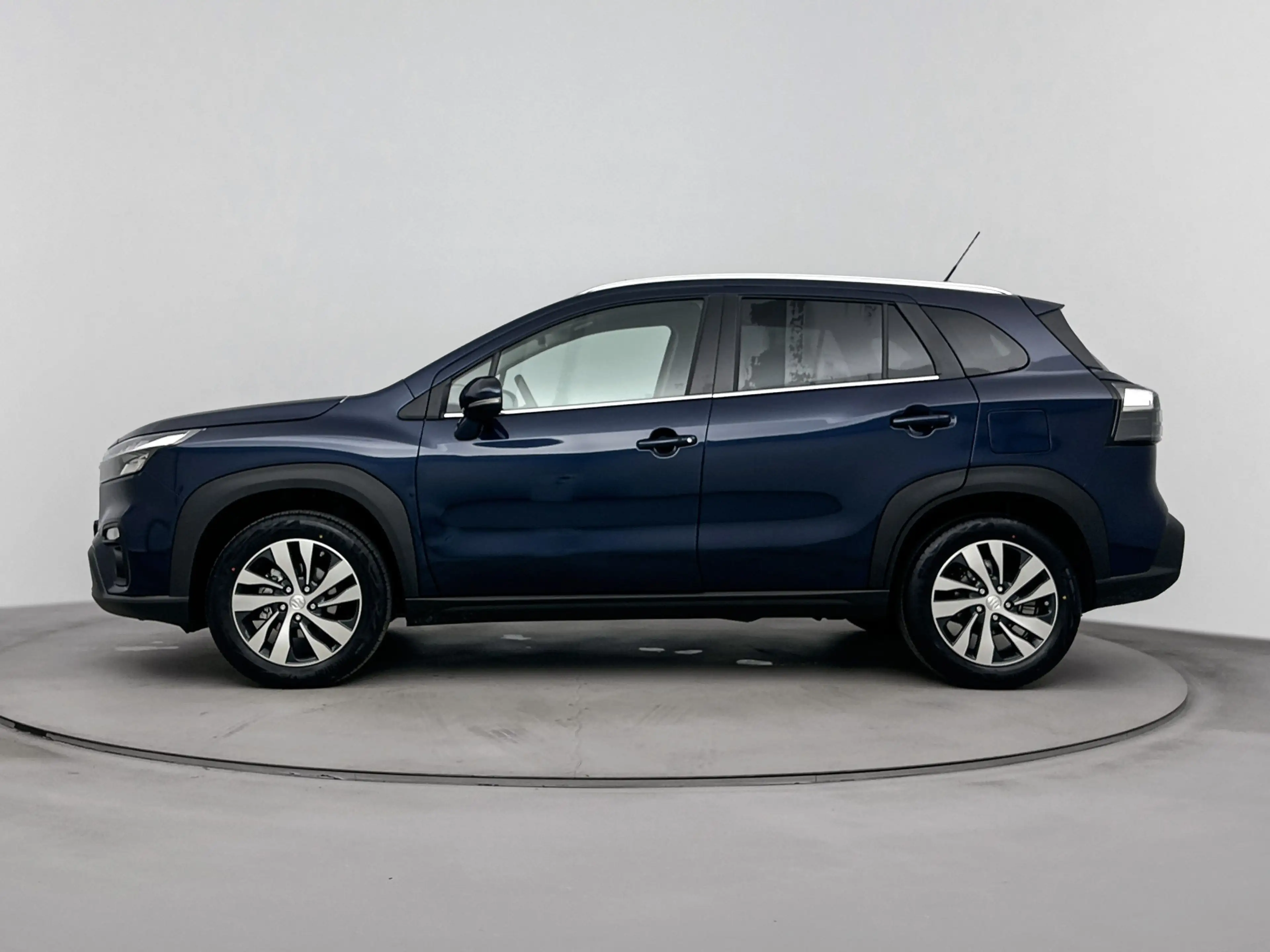 Suzuki S-Cross 1.4 Boosterjet Style Hybrid | Black Rhino Pack | T — photo 3