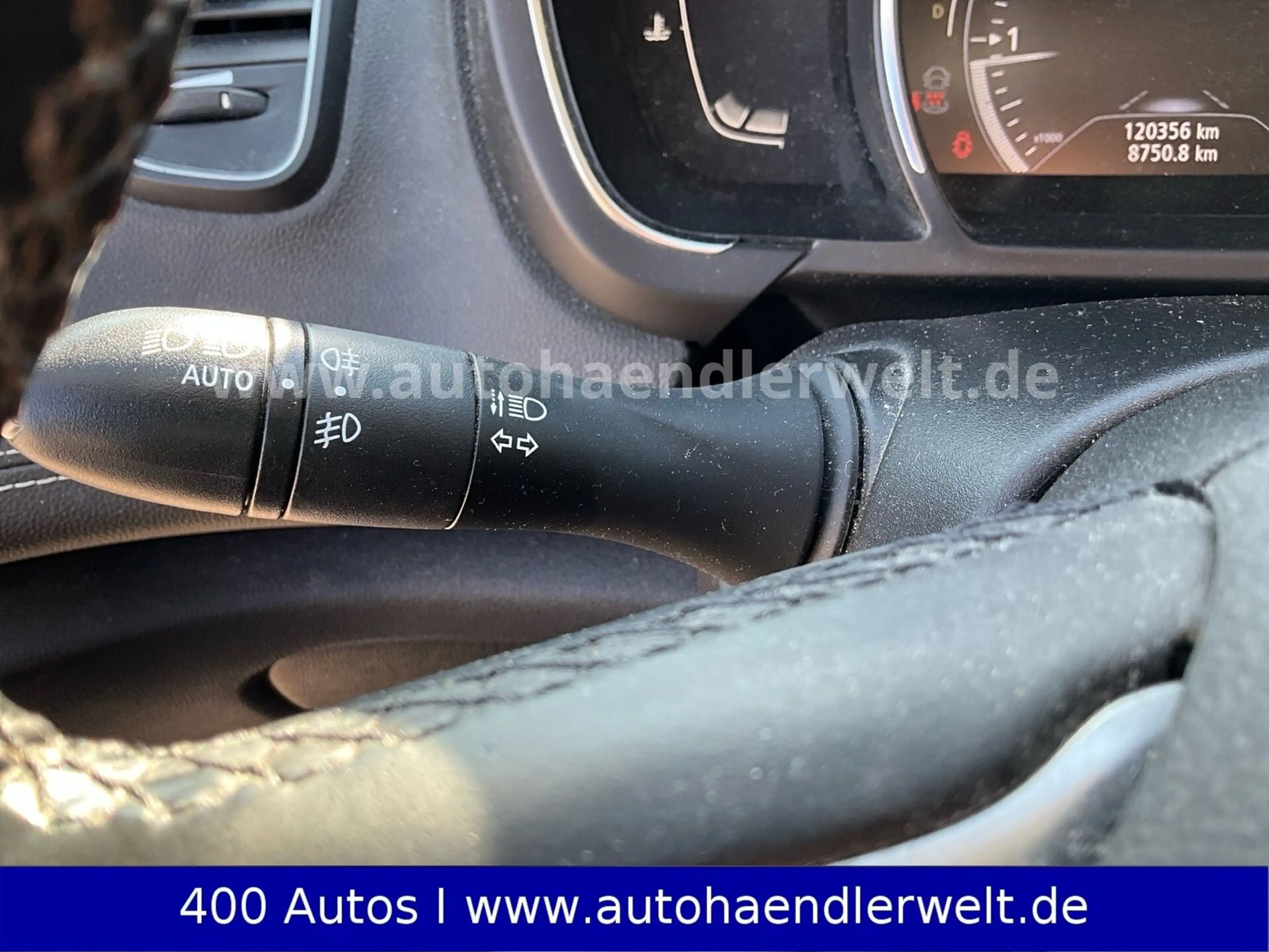 Renault Scenic 1.6 dCi Grand Initiale Paris — photo 15