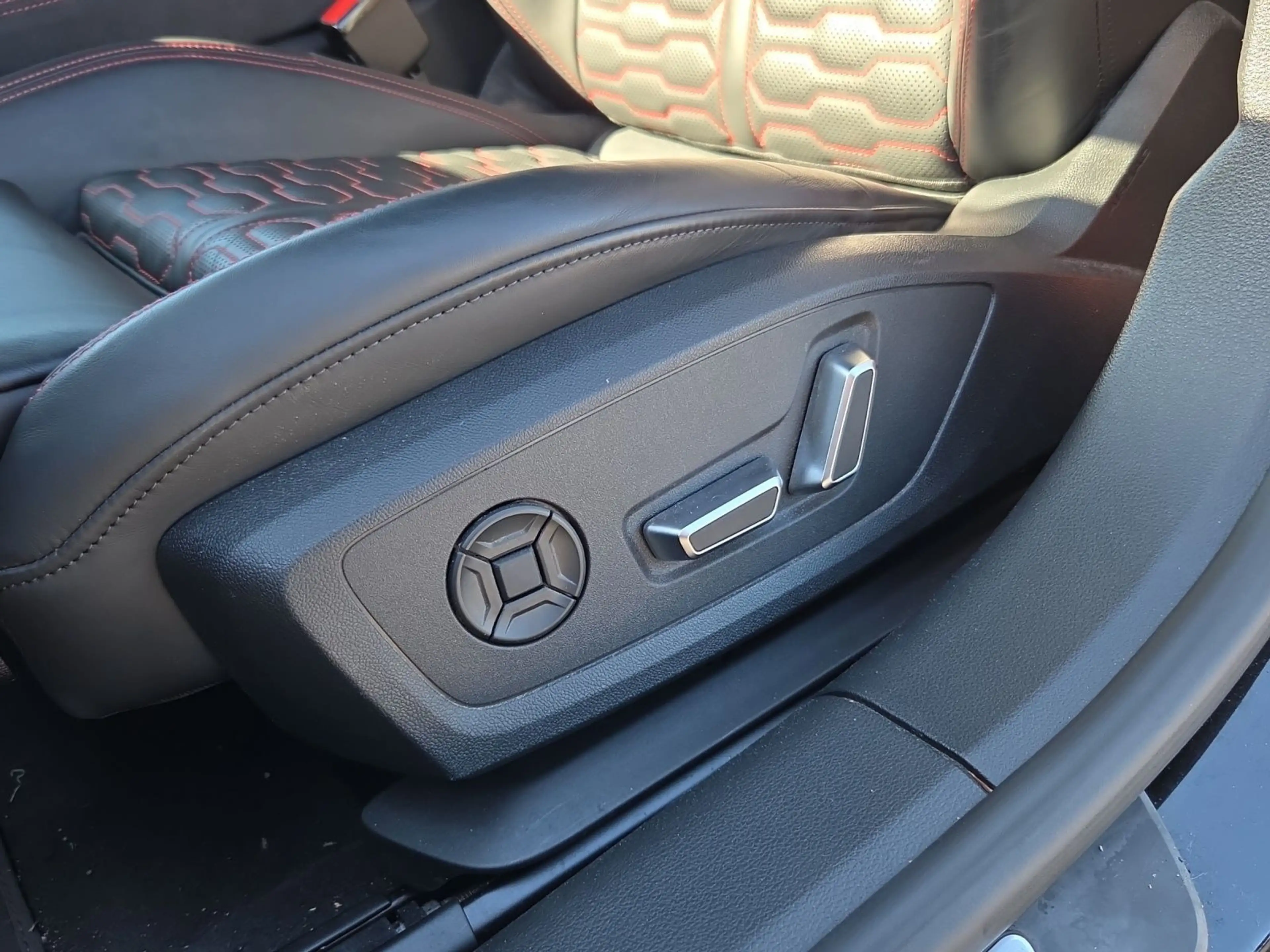 Audi RS7 QUATTRO tiptronic B&O*Pano*Virtua — photo 15