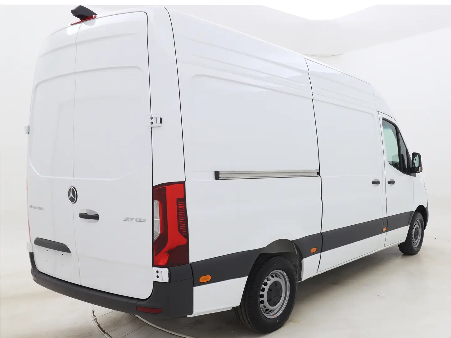 Mercedes-Benz Sprinter 317CDI 170PK Automaat L2H2 RWD PRO | BPM Vrij | Al Wit - 2